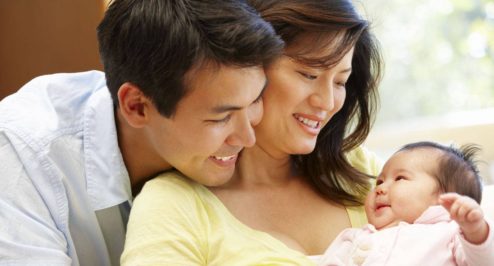 Những điều cơ bản mẹ cần biết khi mới sinh con