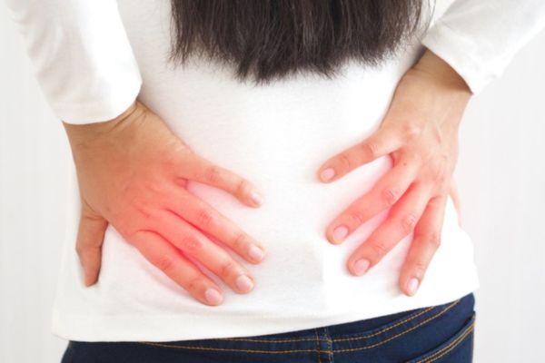 Mẹ bị đau xương chậu sau sinh