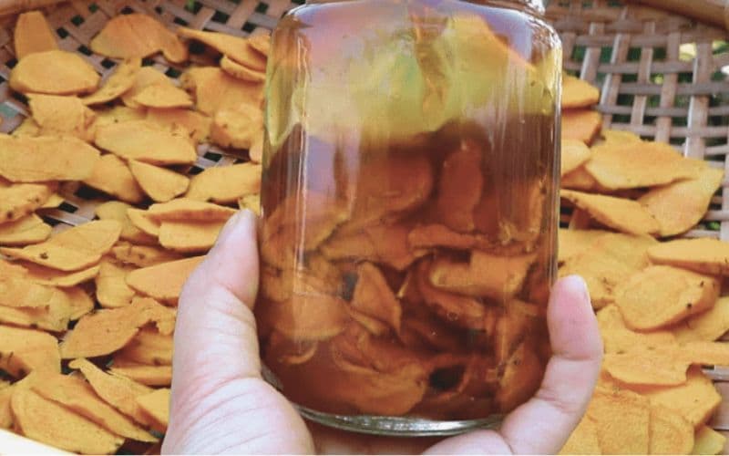 Cách sử dụng rượu gừng nghệ giảm béo sau sinh