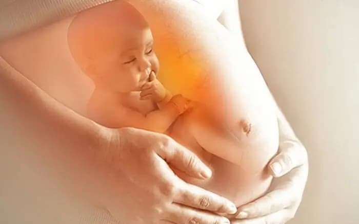 Thai nhi ảnh hưởng bởi các tia bức xạ