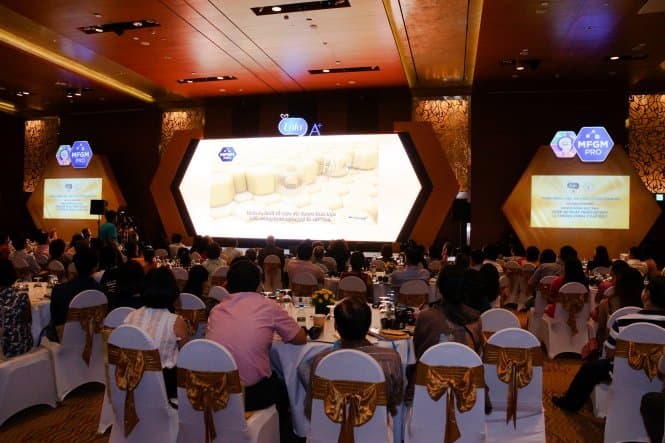 Hội thảo tại TP.HCM quy tụ nhiều chuyên gia, bác sĩ đầu ngành cả sản khoa & nhi khoa - Ảnh: P.A