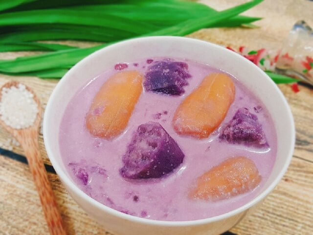 Chè chuối sáp khoai lang tím dẻo dẻo sật sật lại còn bùi và béo Chè chuối khoai lang tím dẻo dẻo sật sật lại còn bùi và béo