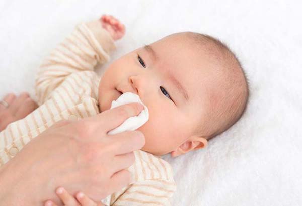 chữa viêm tiểu phế quản ở trẻ sơ sinh