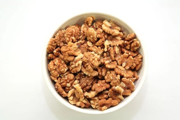 Hạt óc chó chứa một lượng lớn Omega 3 tự nhiên