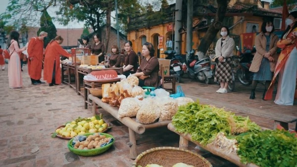 Một phiên chợ quê tại Làng cổ Đường Lâm