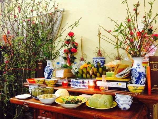 Mâm cúng gia tiên ngày 30 Tết