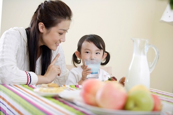 Lựa chọn sữa công thức phù hợp với trẻ