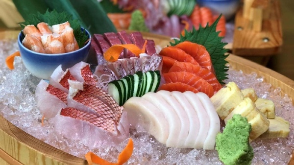 Mẹ bầu nên tránh ăn đồ tái sống, chưa chín