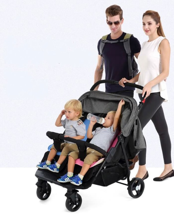 Xe đẩy cho bé yêu di chuyển tiện lợi
