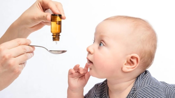 Bé từ 7 tháng tuổi trở lên có thể bổ sung vitamin D3K2 với liều lượng phù hợp