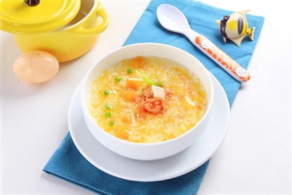 Cháo tôm bí đỏ giúp mẹ bầu ngủ ngon, giảm căng thẳng