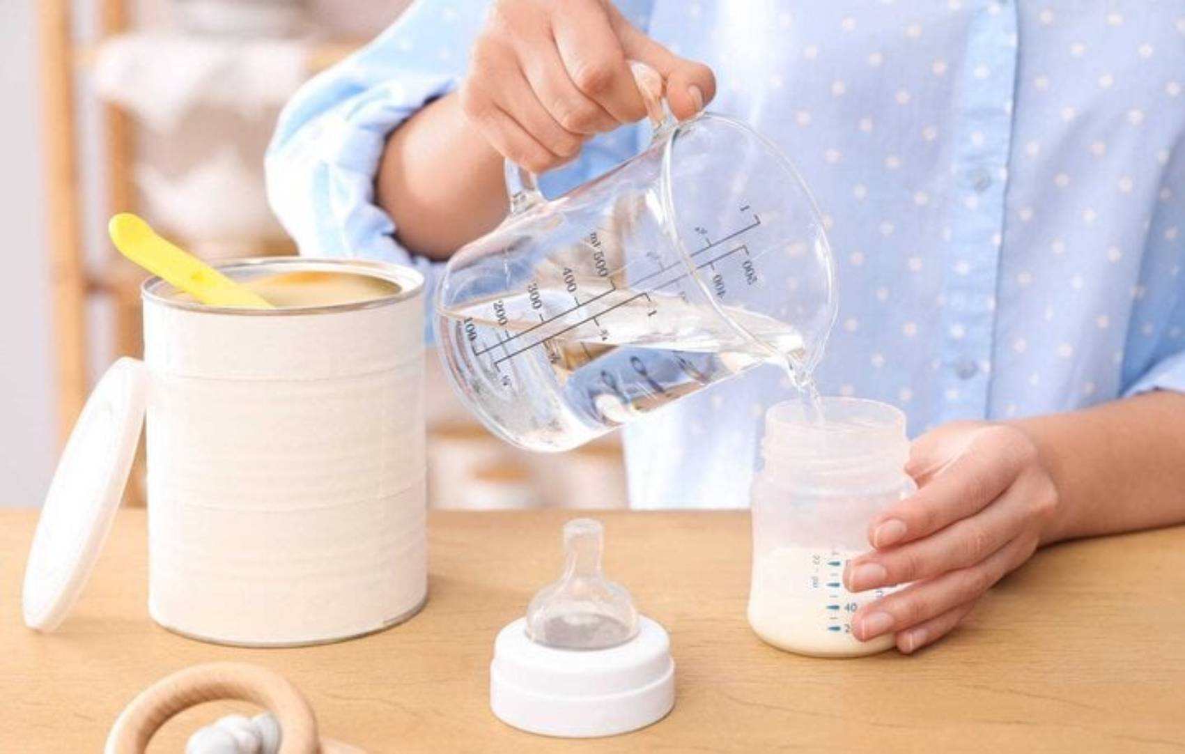 Pha sữa đúng cách sẽ giúp bé hấp thu dinh dưỡng tối ưu