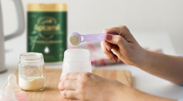 Cách pha sữa Aptamil Úc