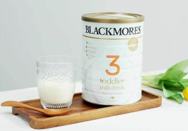 Lịch sử sữa Blackmores
