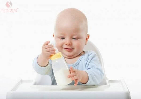 Sữa tươi cho trẻ 1 tuổi
