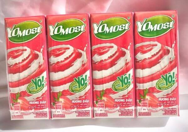 Sữa chua Yomost vị dâu