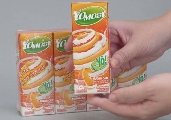 Sữa chua Yomost vị cam