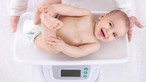 Sữa Aptamil hỗ trợ tăng cân cho trẻ 6 tháng tuổi