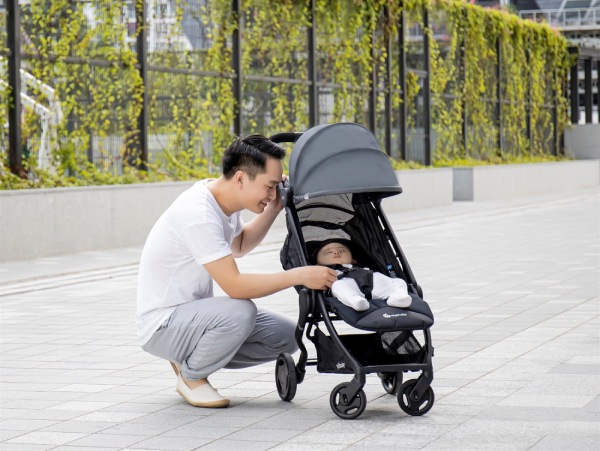 Xe đẩy giúp tạo sự thoải mái cho bé khi di chuyển
