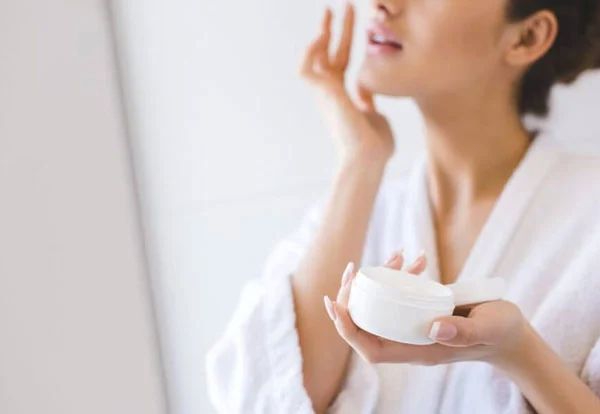 Chọn kem dưỡng phù hợp với làn da