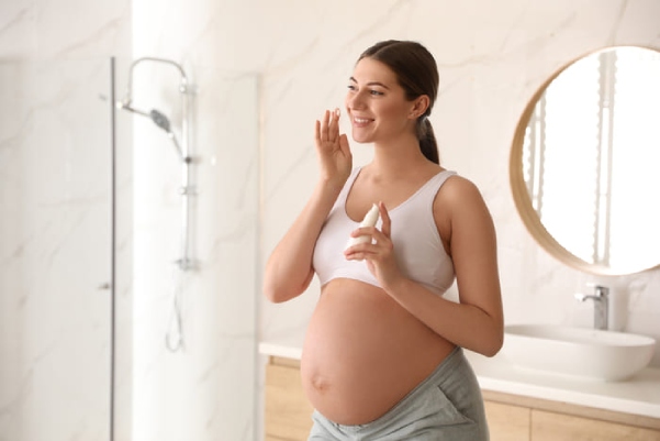 Lưu ý khi dùng nước tẩy trang cho mẹ bầu