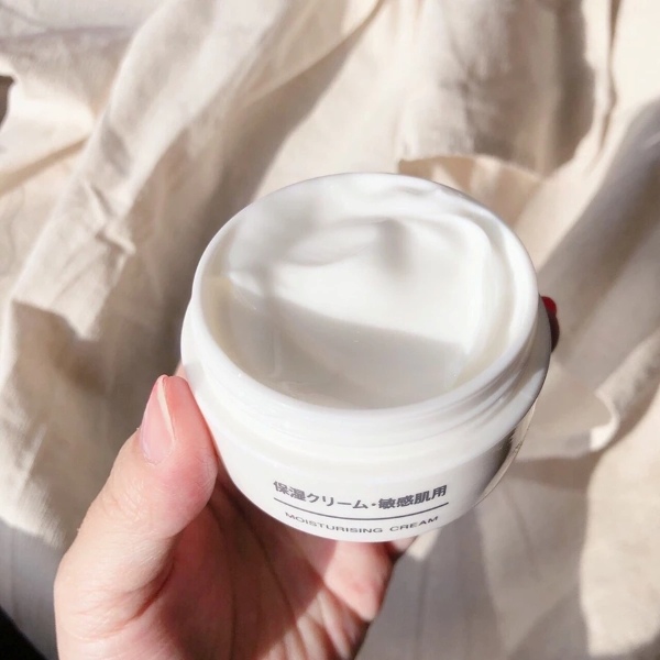Kem dưỡng ẩm da mặt Muji