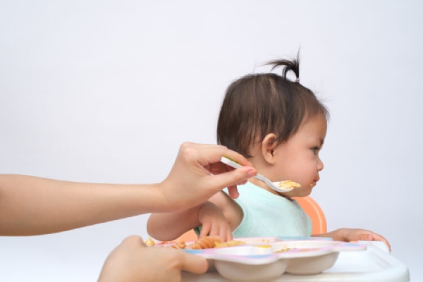 Sữa giúp hỗ trợ trẻ biếng ăn