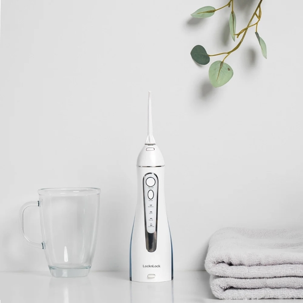 Máy tăm nước thương hiệu Lock&Lock - sản phẩm Cordless Oral Irrigator