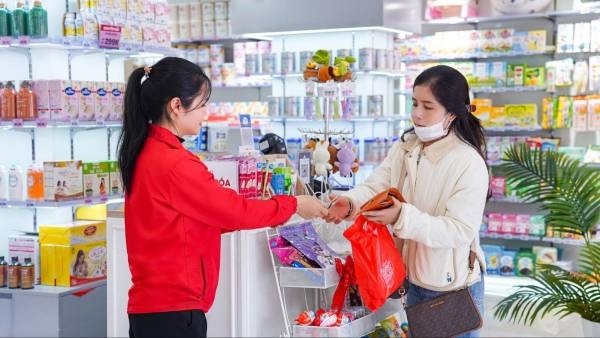 Mua kem nẻ tại các cửa hàng uy tín để đảm bảo chất lượng