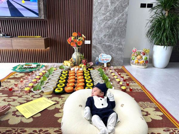 Ngày làm lễ thôi nôi được tính theo ngày sinh âm lịch của bé
