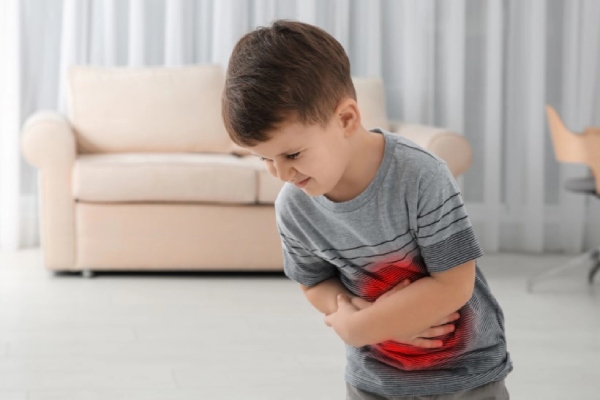 Uống sữa hết hạn có sao không và những tác hại tiềm ẩn