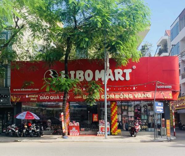 Cửa hàng mẹ và bé Tây Hồ cung cấp nhiều sản phẩm đa dạng