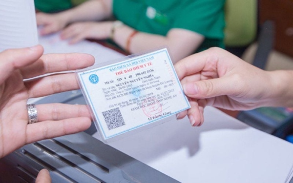 Thay thế hoàn toàn thẻ bảo hiểm y tế giấy bằng hình thức điện tử 