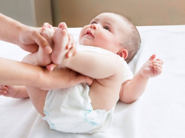 Bỉm Huggies cho trẻ sơ sinh với khả năng thấm hút vượt trội