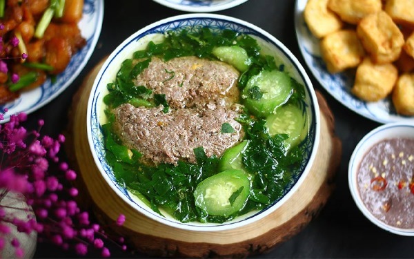 Canh rau đay mồng tơi giúp thanh nhiệt và hỗ trợ táo bón hiệu quả