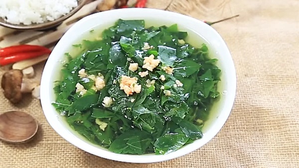Canh rau ngót thịt nạc món canh mùa hè bổ dưỡng