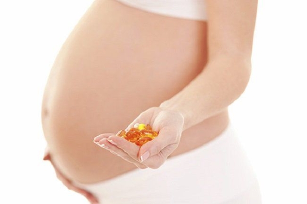 Mỗi ngày, hàm lượng DHA cho bà bầu cần bổ sung khoảng 100 – 250mg
