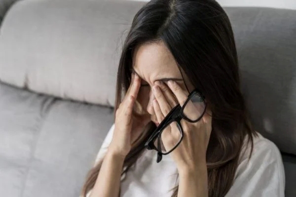 DHA hỗ trợ duy trì thị lực khỏe mạnh ở người trưởng thành