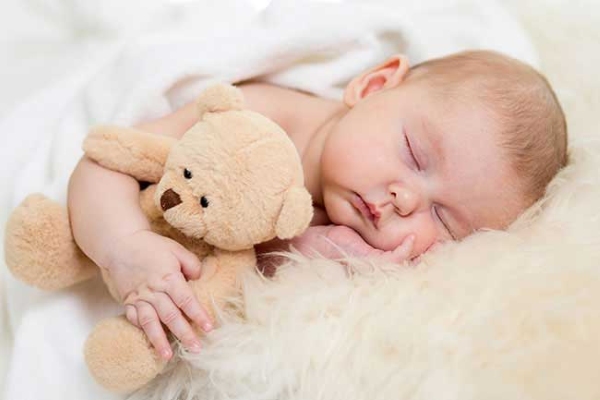 DHA có khả năng điều hòa hoạt động của melatonin điều hòa giấc ngủ cho bé