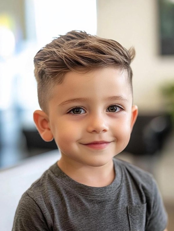 Tóc bé trai Hàn Quốc Faux Hawk cá tính cho bé