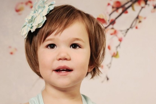 Kiểu tóc pixie kết hợp với mái chéo dễ thương