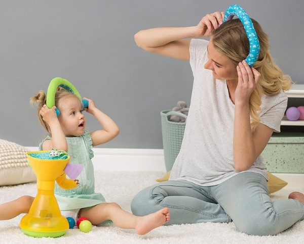 Vitamin tham gia vào nhiều quá trình sinh học quan trọng giúp bé phát triển