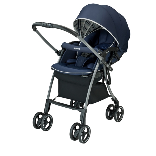 Aprica là hãng xe đẩy đến từ Nhật Bản