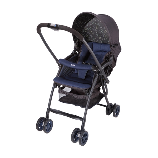 Tay cầm đảo chiều linh hoạt kết hợp với 4 bánh xoay tự động