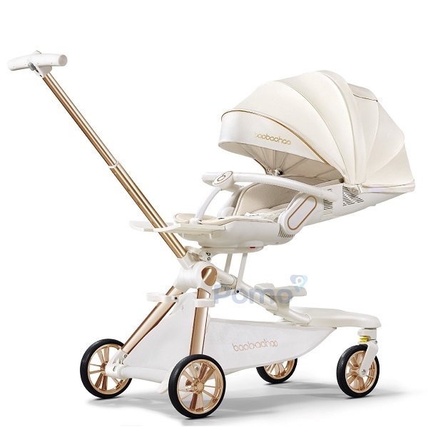 Xe đẩy Baobaohao có thể xoay 360 độ giúp ba mẹ dễ dàng chăm sóc bé