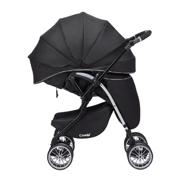 Xe đẩy Combi Umbretta có mái che rộng toàn thân