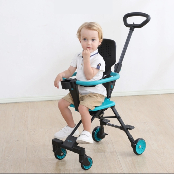 Xe đẩy Kinlee phù hợp với các bé từ sơ sinh cho đến khoảng 3-4 tuổi