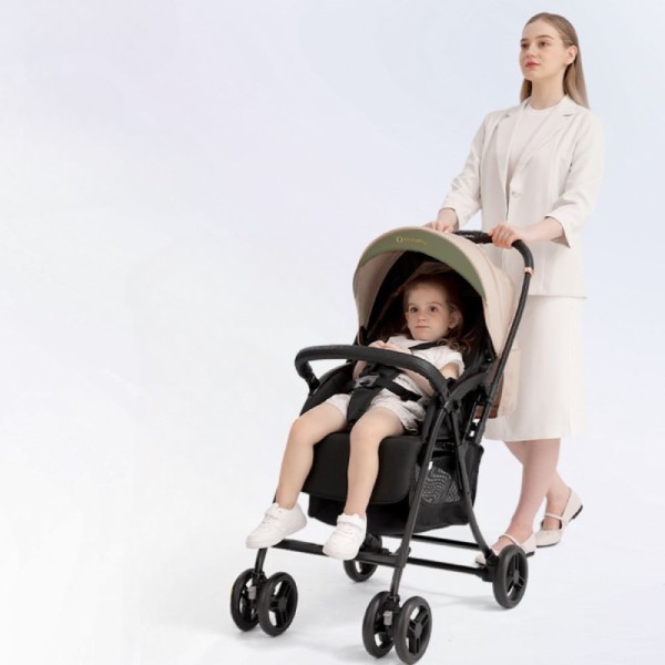 Ba mẹ cần luôn chú ý đến bé để đảm bảo an toàn