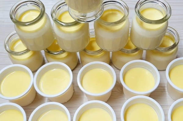 Thành phẩm sữa chua phô mai có lớp váng sữa mỏng mịn