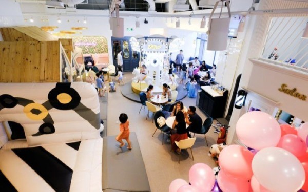 Mô hình quán cafe có khu vui chơi cho bé rất được ưa chuộng